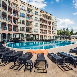 Avenue Deluxe 4*, Napospart Bulgária