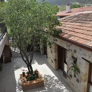 Taş Avlu Butik Karaburun (Izmir)