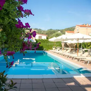 ** Aparthotel Holidays Italia