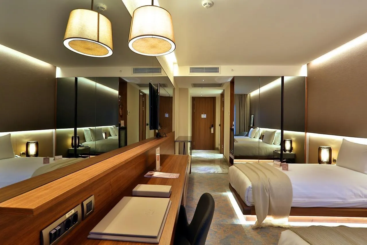 Dosso Dossi Hotels & Spa Downtown Istanbul 5*,